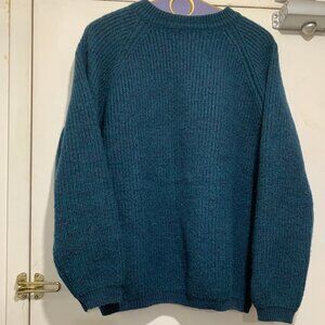 VINTAGE CREWNECK KNIT WOOL SWEATERS SIZE M